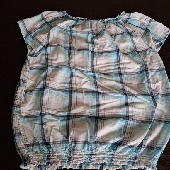 Faded Glory Plaid Blue and White Short Sleeve Shirt - Picture 2 of 6